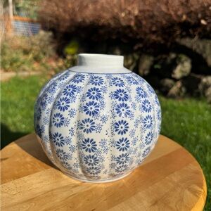 Blue & White Floral Ceramic Vase | Chinoiserie Style | Spring Decor